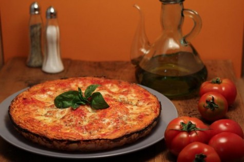 Pizza al tegamino - a specialty pizza in Turin 
